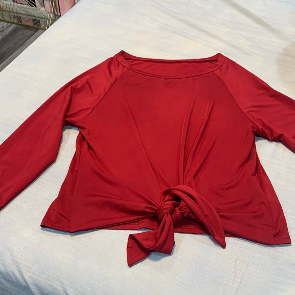 Unbranded long sleeve top